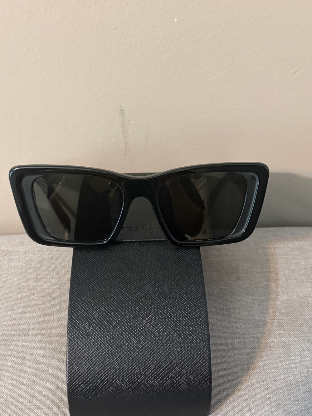 Black Prada sunglasses - Picture 3 of 11